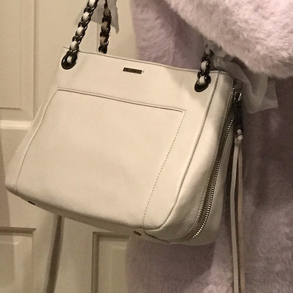 PERFECT Rebecca Minkoff Leather Crossbody